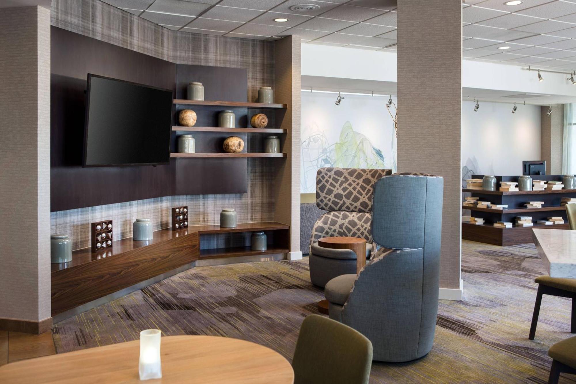 Готель Courtyard By Marriott Richmond Berkeley Екстер'єр фото